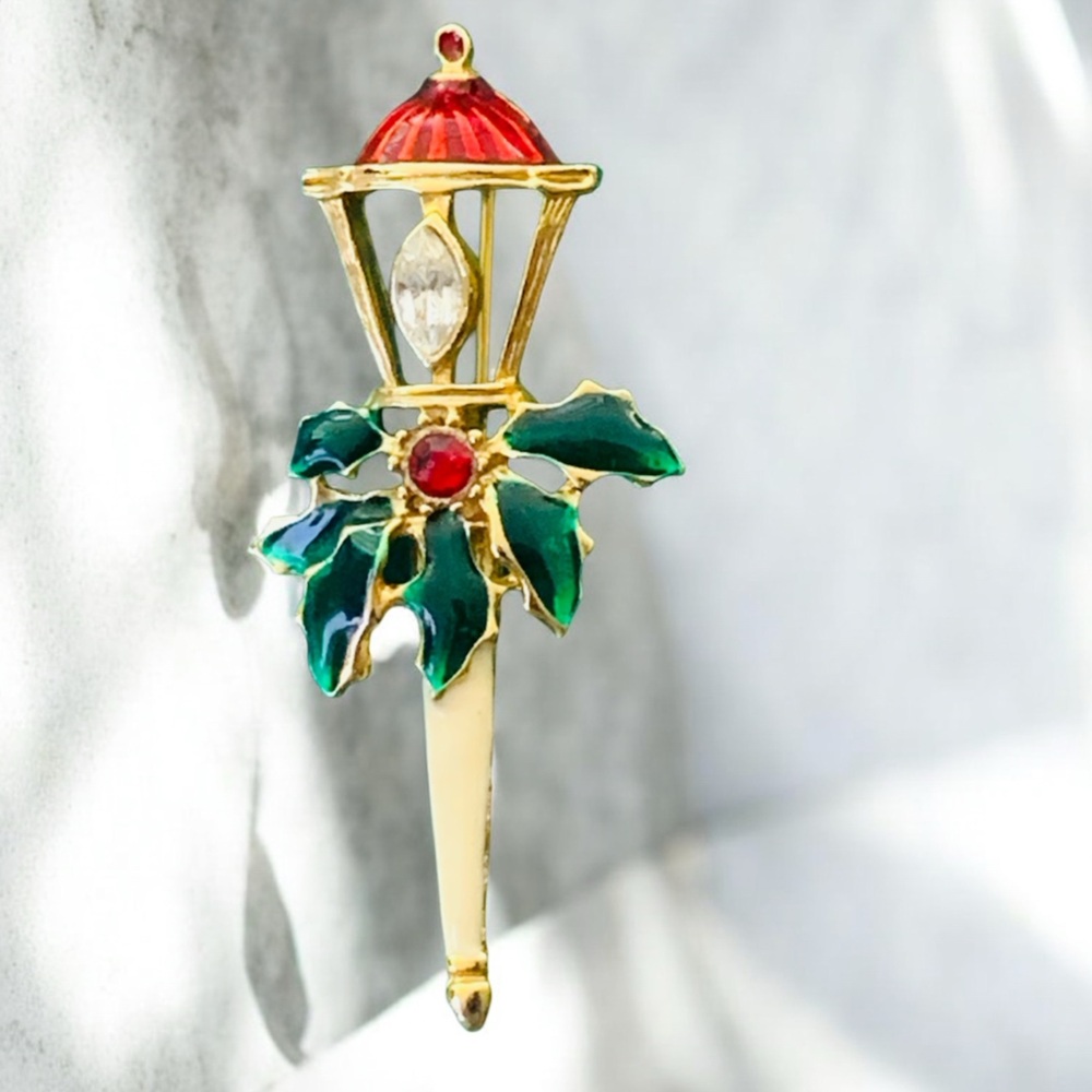 Festive Lamp Post Brooch Vintage